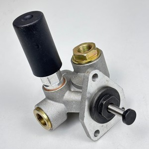 ปั๊มน้ำมันเชื้อเพลิงใหม่ 0440017030 5000822200 51121017112 0440017040 51121017085 สำหรับรถบรรทุก MIDR06.02.26W/02.26X 6.2L 6 สูบ CF85 - Product Image 3
