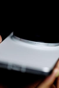 vivo X300 Ultra รุ่นใหม่ ปี 2026 ขายดี กล้อง ZEISS ระดับมืออาชีพ แบตเตอรี่ทรงพลัง พร้อมระบบชาร์จเร็วพิเศษ 100W FlashCharge หน้าจอ 6.82 นิ้ว - Product Image 6