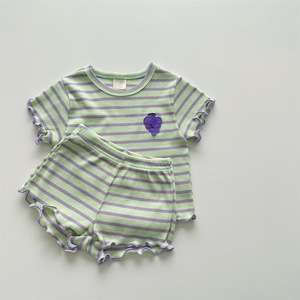 Ensemble 2 pièces pour bébé en gros : T-shirt rayé sans manches en mélange de coton doux et respirant, et short élastique – Vêtements pour tout-petits et enfants - Product Image 5