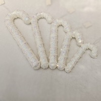 Décorations suspendues pour sapin de Noël en mousse pelucheuse, pendentif en forme de canne à sucre rayée avec nœud en ruban, décoration simple, cadeau