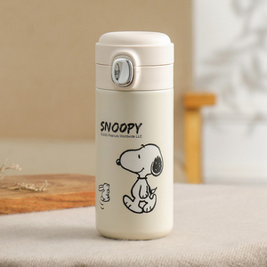 Termo de Acero Inoxidable con Diseño de Snoopy, Antiderrames, Apertura con un Clic, Taza Aislada Portátil Pequeña para Oficina, Escuela y Uso Diario - Product Image 4