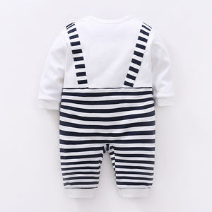 Combinaison en coton pour bébé pour le printemps et l'automne, avec un aspect de salopette à fausses rayures - Product Image 2