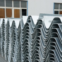 Barrière de sécurité routière en acier Q235/Q355 de haute qualité de la marque YINGHUI, profil W, galvanisée à chaud, protection IP33, pour perçage/enfouissement