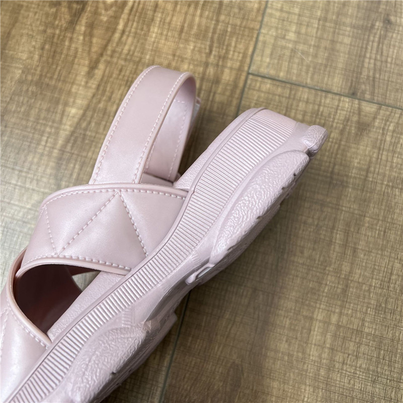Women Flat Sandals Sole Designs Summer Non-slip Insoles Girls Sandals Slippers