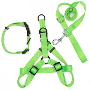Hunde geschirr und Leinen Set mit Halsband Schritt in verstellbarem No Pull Safe Doggy Harness Weiches Nylon H-förmiges Ganzkörper geschirr - Product Image 1