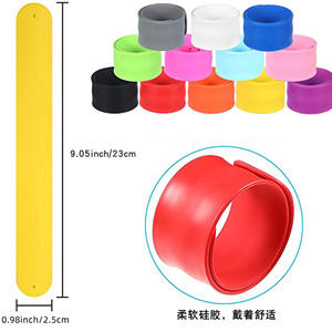 Wholesale Sublimation Logo Rubber Snap Bands <strong>Slap</strong> Bracelet Rubber Clap Circle <strong>Wristband</strong> <strong>Silicone</strong> Wrist <strong>Slap</strong> Bands With Ruler - Product Image 5