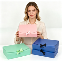 Boîte d'emballage en papier robuste en forme d'avion colorée avec nœud papillon pour sous-vêtements, vêtements et accessoires – Idéale pour la vente au détail