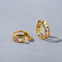 Boucles d'oreilles créoles Huggie en laiton plaqué or, colorées et blanches, à double rangée de pierres CZ, bijoux délicats, cadeau d'anniversaire, fournisseur