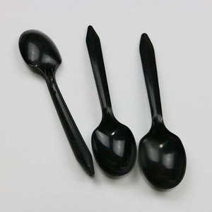 Cuchara de plástico desechable PP negra de 10 centavos al por mayor estilo sencillo para fiestas - Product Image 3