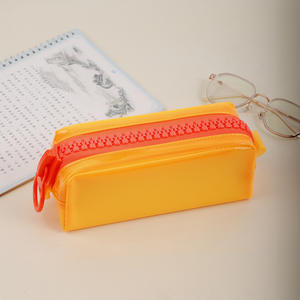 Pochette à crayons en PVC transparent avec fermeture éclair, étui <span class=keywords><strong>de</strong></span> voyage tendance pour adolescents, organiseur <span class=keywords><strong>de</strong></span> bureau portable, <span class=keywords><strong>trousse</strong></span> <span class=keywords><strong>de</strong></span> <span class=keywords><strong>toilette</strong></span> pour cosmétiques et stylos - Product Image 4