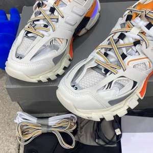 Zapatillas Deportivas de Plataforma de Alta Calidad, Diseño de Lujo, Casuales, con Luces LED, Modelo Track 3.0 - Product Image 5