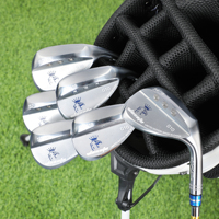 Vente en gros directe usine : Wedges de golf pour hommes, personnalisés, en acier 1020 forgé CNC, argentés, ensemble complet, portables et durables, pour droitiers