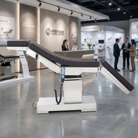 Table d'opération électrique ultra-basse, réglage de la hauteur 550-950 mm, glissière de 300 mm, 30 positions °   Inclinaison, capacité de charge de 350 kg