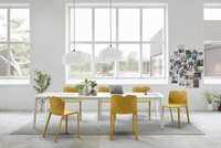 Chaises de salle à manger modernes en plastique PP noir blanc jaune empilable cuisine café maison appartement utilisation populaire vente chaises de bureau