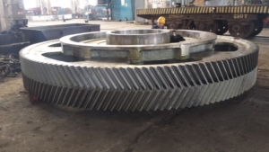 Chine Anneau d'engrenage à chevrons en acier allié au carbone de haute précision OEM Grand engrenage hélicoïdal double - Product Image 5