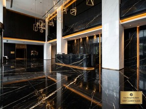 Dalles de marbre noir polies modernes pour intérieur, en stock, taille personnalisée pour projets de villas et d'hôtels - Product Image 3