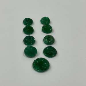 Diseño de piedras preciosas Esmeralda talladas a mano Tallas florales de forma redonda suelta de Esmeralda natural - Product Image 4