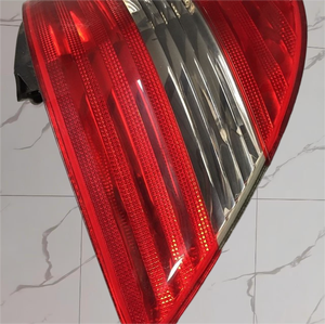 Pour <span class=keywords><strong>Mercedes</strong></span>-Benz Nouveau <span class=keywords><strong>feu</strong></span> arrière LED rouge clair <span class=keywords><strong>gauche</strong></span>/droite <span class=keywords><strong>Feu</strong></span> arrière OEM 1698202564 1698202664 <span class=keywords><strong>Classe</strong></span> <span class=keywords><strong>B</strong></span> - Product Image 5