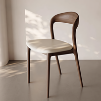 Chaise de salle à manger en bois massif, style rétro médiéval, chaise haut de gamme avec coussin moelleux pour la maison, l'hôtel, la cuisine et les banquets