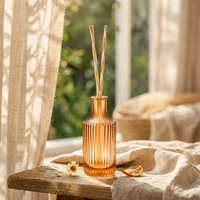 Diffuseur de parfum Morandi en verre givré côtelé avec bâtonnets en rotin, aromathérapie, parfum d'ambiance pour salon, chambre, salle de bain, cadeau