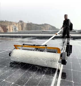 Équipement de nettoyage de panneaux solaires facile à transporter, nettoyeur électrique portatif 24V 26AH, kit de nettoyage solaire compact, utilisation domestique portable PV - Product Image 1