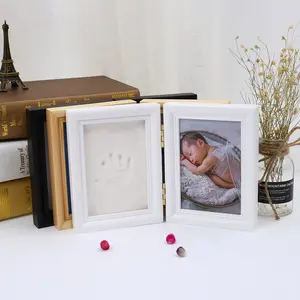 Marco de huella y huella impresa a mano para bebé, regalo personalizado para Celebración de bebé o recuerdo