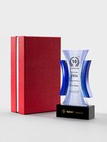 Trophée en verre personnalisé en forme de H avec base noire pour récompenses annuelles d'entreprise, équipe de vente et personnel exceptionnel