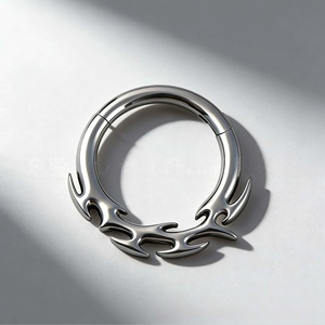 Pendiente de titanio ASTM F136 con forma de espina de fuego para nariz, aro de cartílago, aleación de titanio G23, joyería punk para piercing corporal - Product Image 3