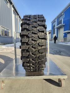 Pneu tout-terrain 4x4 sans chambre à air certifié <span class=keywords><strong>DOT</strong></span> et ISO9001, neuf, 37X12.50-16, pour forêt tropicale et boue, qualité extrême garantie - Product Image 4