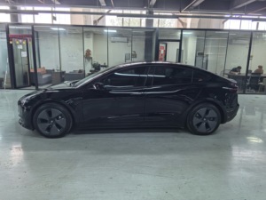 รถยนต์ไฟฟ้า <span class=keywords><strong>Tesla</strong></span> Model <span class=keywords><strong>3</strong></span> <span class=keywords><strong>SR</strong></span>+ 3D6 Turbo Automatic Leather R18 ปี 2021 พวงมาลัยซ้าย ระบบปรับอากาศแบบ Heat Pump ฝาท้ายไฟฟ้า เจ้าของเดียว รถมือสอง - Product Image 1