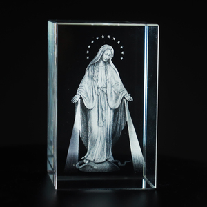 ของตกแต่งแกะสลักคริสตัลภายใน 3 มิติ ลายนูนเลเซอร์รูปพระแม่มารี ลูกบาศก์คริสตัล ของขวัญงานฝีมือคริสตัล - Product Image 2