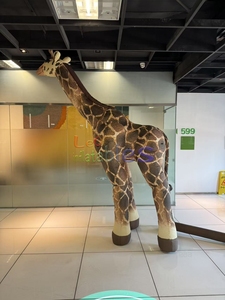 Girafe gonflable géante de 3 m de haut sur le thème de la jungle, du cinéma ou du zoo, pour la promotion et la décoration - Product Image 3