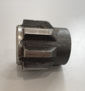 Insert de moyeu central de qualité industrielle, pièce métallique durable et de précision pour équipements mécaniques lourds et motocycles - Product Image 6