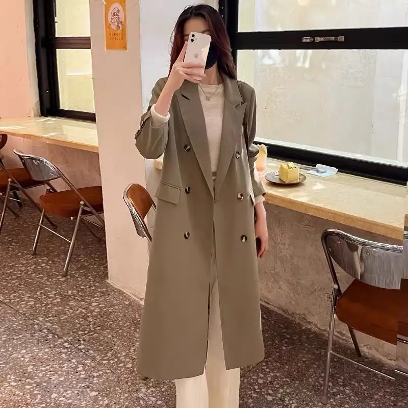 थोक कोरियन शैली डबल ब्रेस्टेड ढीले फिट मध्य लंबी जैकेट महिला ठोस रंग विंडब्रेकर लंबे कोट