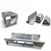 Profilé d'extrusion en aluminium 6063 à ailettes haute densité personnalisé, dissipateur thermique anodisé pour onduleur de station de base télécom 5G