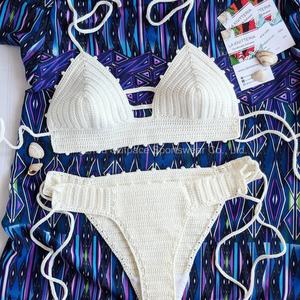 Traje de Baño de Dos Piezas de Lujo con Estampado Sólido de Secado Rápido, Spandex/Poliéster, con Tirantes en V y Un Hombro Descubierto para Mujer - Product Image 1