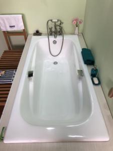 1.8 m China <strong>Bathtub</strong> extra Large <strong>Cast</strong> <strong>Iron</strong> Enamel <strong>Bathtubs</strong> - Product Image 3