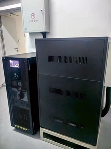 เครื่องสำรองไฟออนไลน์แบบมืออาชีพ 1000W 10KVA สำหรับใช้งานทั่วไป พร้อมระบบป้องกันบายพาสสำหรับระบบ - Product Image 3