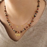 Mode 18k Plaqué Or Rouge Pierre À La Main Cheval Pendentif Perlé Ambre Collier Dame Pierre Collier Bijoux