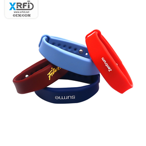 도매 맞춤형 프로그래밍 가능 13.56Mhz RFID <span class=keywords><strong>NFC</strong></span> 팔찌 실리콘 손목밴드 콘서트 티켓 출입 통제 팔찌 - Product Image 3