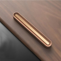 Logo personnalisé Clip de ventilation automatique Diffuseur d'huiles essentielles longue durée pour voiture Diffuseur d'aromathérapie en bois