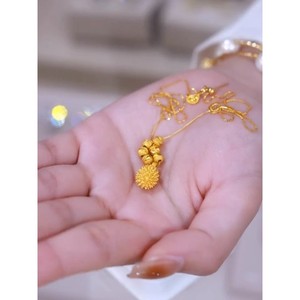 Lukfook Durian Pendant Necklace Gold Beads Geometric Design Women's Everyday Wear Clavicle Chain - Product Image 5