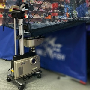 Máquina lanzapelotas de tenis de mesa Tede V-989E, alimentador automático de bolas con 9 tipos de rotación para entrenamiento en casa. - Product Image 4
