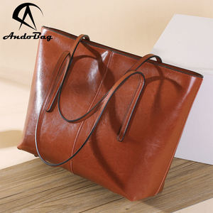 กระเป๋าถือหนังวัวแท้ AndoBag สำหรับผู้หญิง รุ่น 6288  กระเป๋าสะพายไหล่ขนาดใหญ่ แฟชั่นสำหรับสุภาพสตรี  กระเป๋าถือสำหรับเดินทาง - Product Image 1