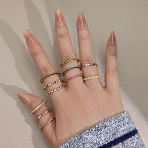 Joyería de Moda al por Mayor, Anillos de Dedo Finos Clásicos con Múltiples Circonitas de Colores, Chapados en Oro de 18K para Mujer - Product Image 2