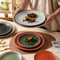 Assiette en grès céramique à glaçure réactive mate, vente en gros pour distributeurs de vaisselle de luxe pour restaurants haut de gamme