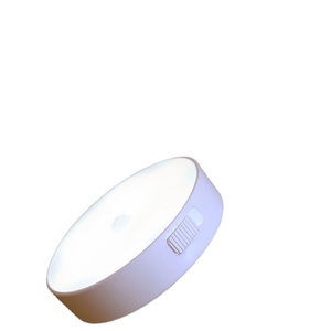 ไฟกลางคืน LED โมเดิร์นแบบแม่เหล็ก ใช้แบตเตอรี่ แสงวอร์มไวท์ ปรับความสว่างได้ พร้อมเซ็นเซอร์ตรวจจับร่างกายมนุษย์ เหมาะสำหรับข้างเตียง ห้องนอน ตู้เก็บของ บันได ได้รับมาตรฐาน CE - Product Image 5