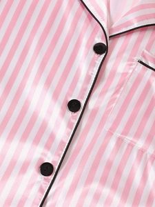 Robe de chambre en satin personnalisée avec logo, longue robe de mariée en soie, kimono, peignoir pour mariée et demoiselles d'honneur, tenue de détente pour fête de mariage estivale, pyjama pour femmes - Product Image 3