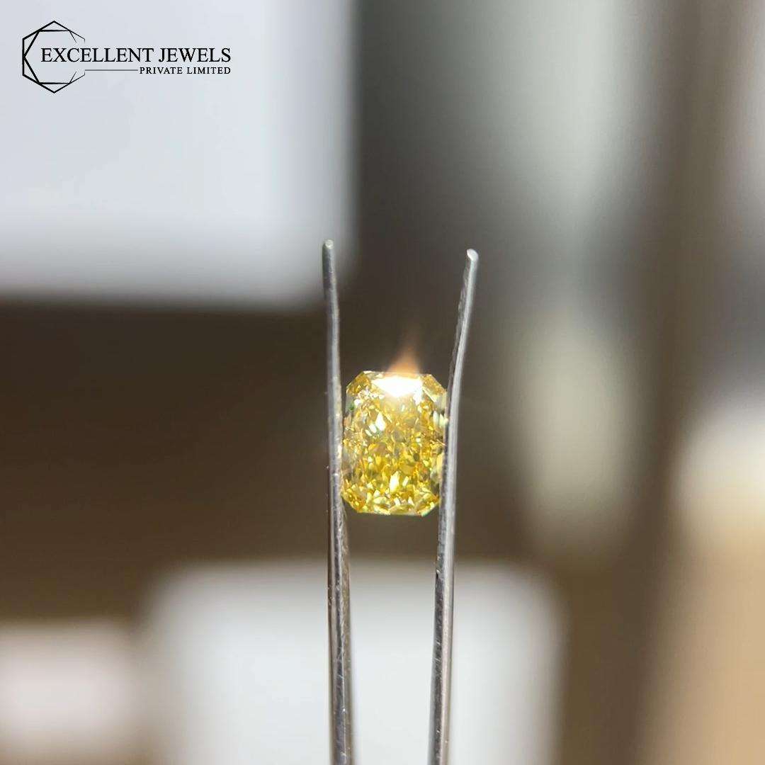 สีเหลือง