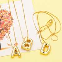Venta al por mayor burbuja 26 letras nombre collares 18K chapado en oro inicial collares para mujeres 2311 nkeb797